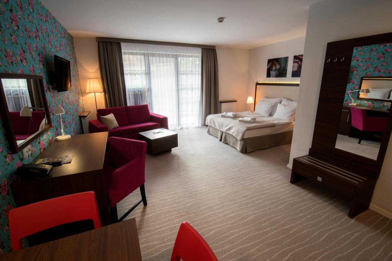 Aparthotel Flinski Sport & Spa Świeradów-Zdrój エクステリア 写真